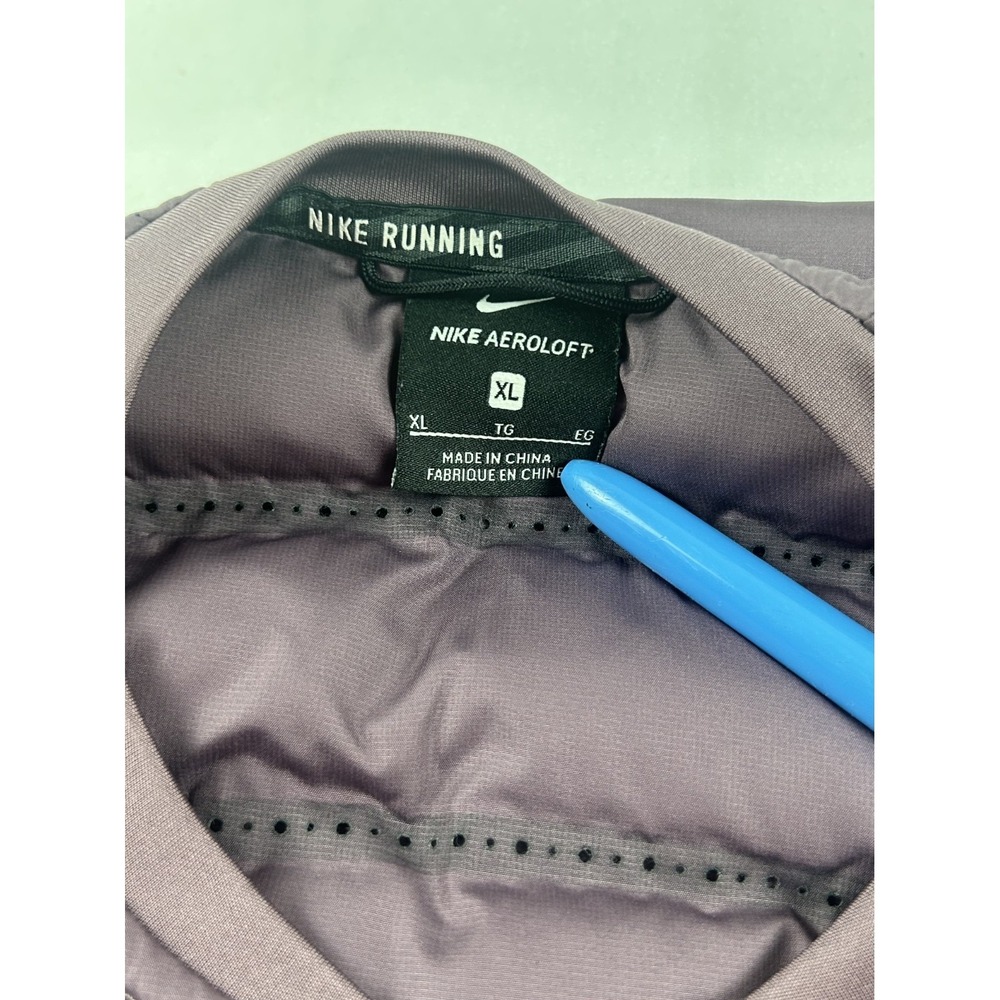 Nike Running Lightweight Insulated Jacket in mauve. Quilted full Zip XL - Picture 8 of 10